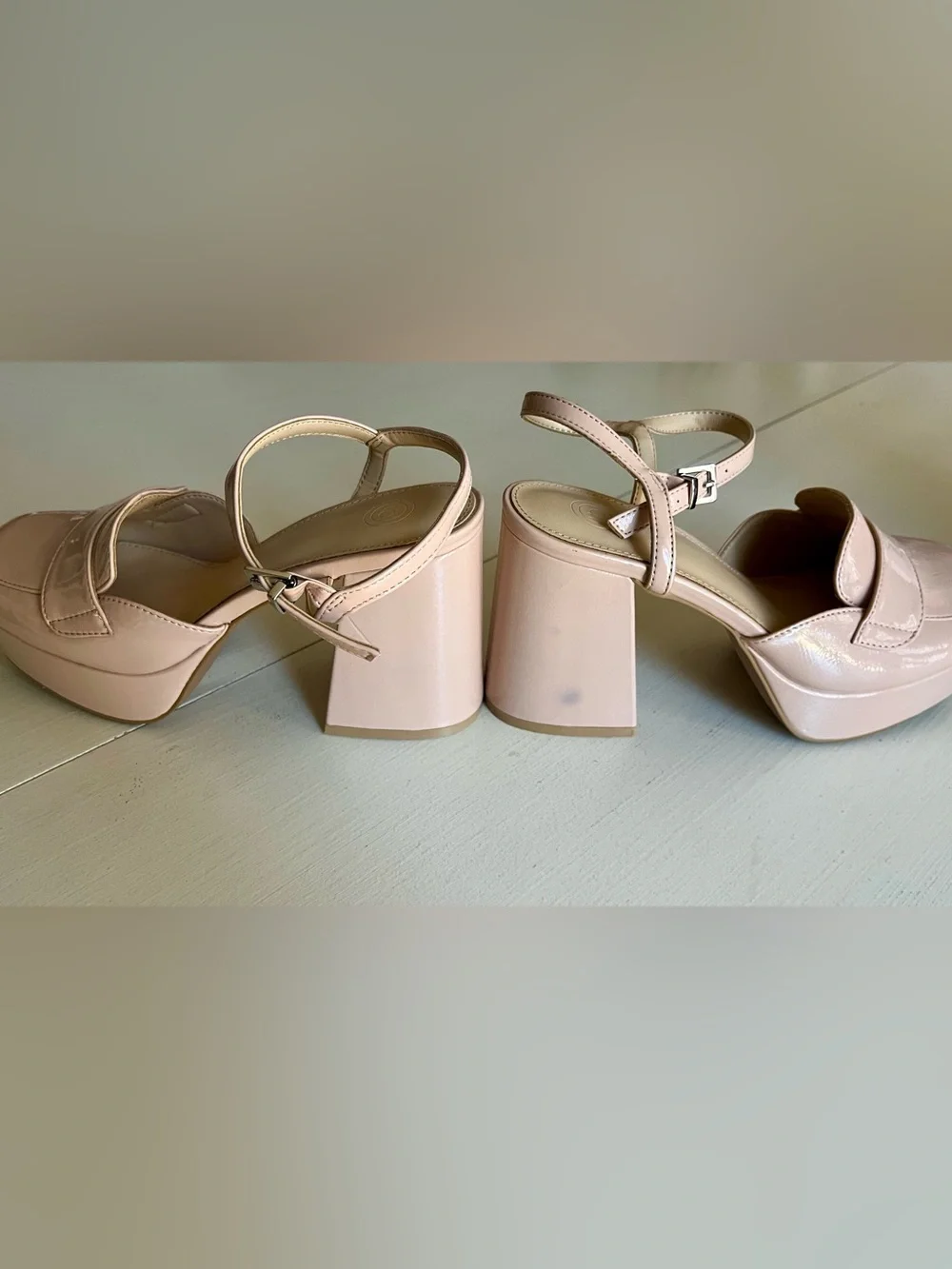 Urban Outfitters Women’s Platform Loafer Sandals - Nude Patent size 7